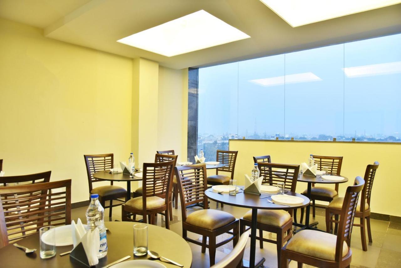 Hotel Amritsar International 2 Min Walk From Amritsar Bus Stand Екстер'єр фото