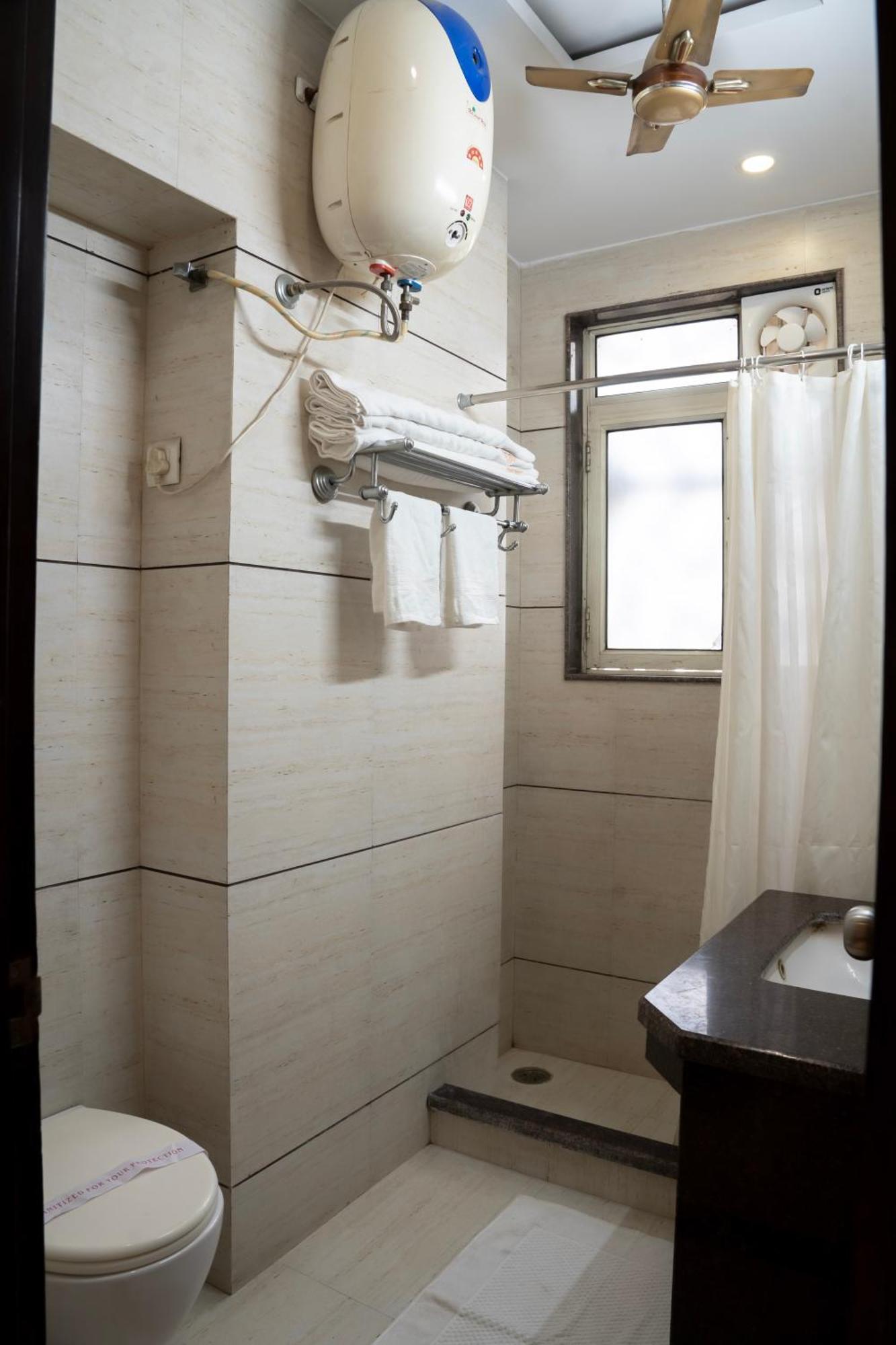 Hotel Amritsar International 2 Min Walk From Amritsar Bus Stand Екстер'єр фото